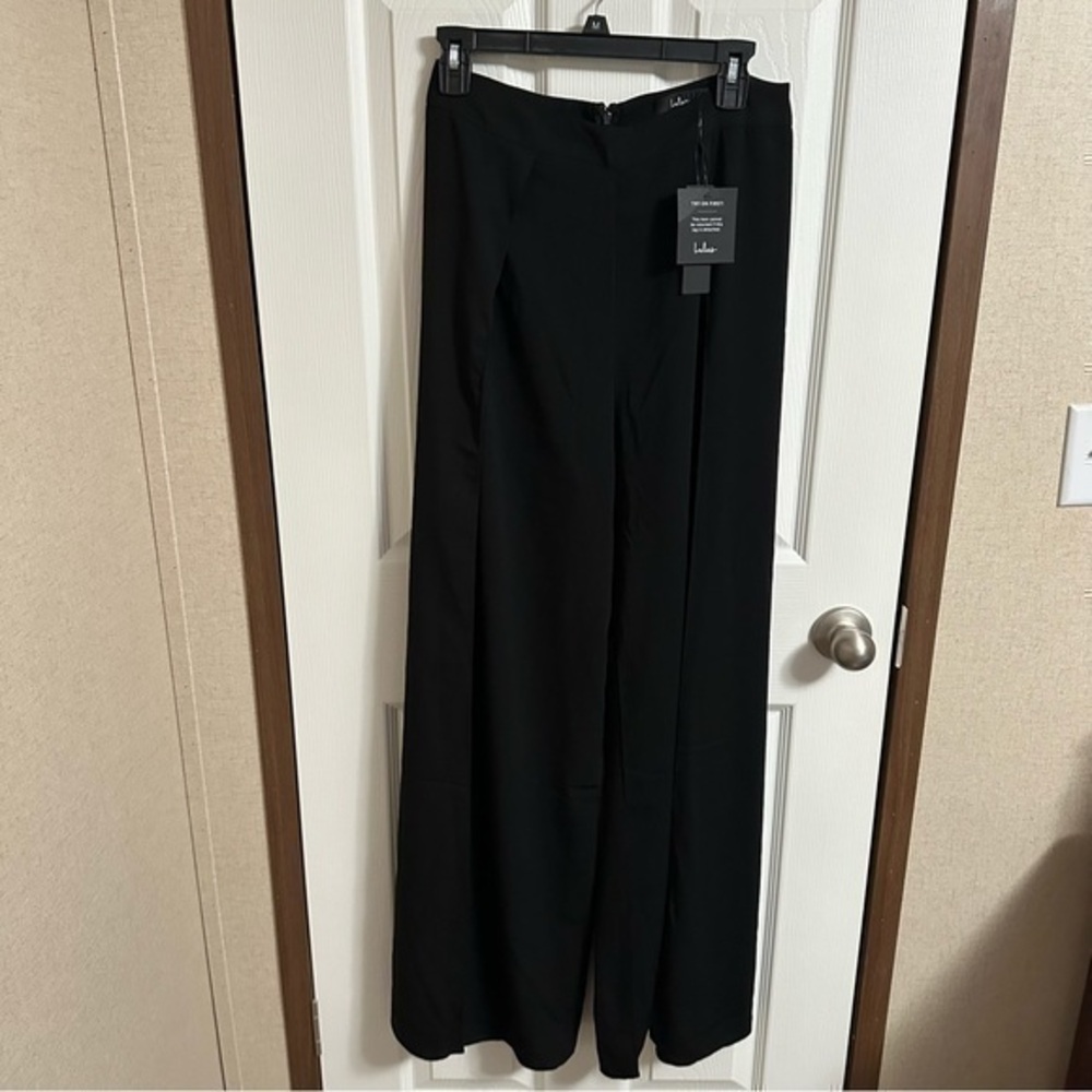 NWT LuLu's black wide leg pants sz M